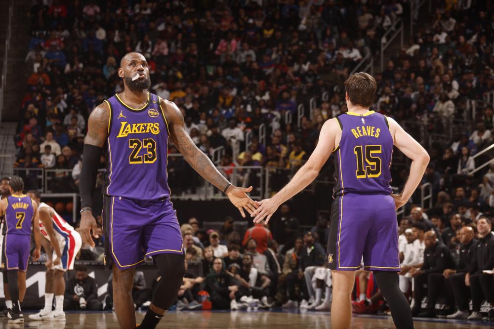 主场声势浩 主场声势浩