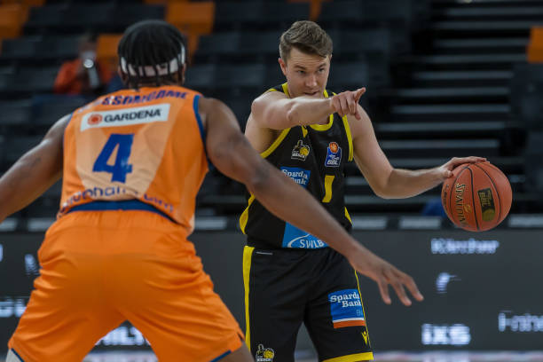 调整有着显 调整有着显