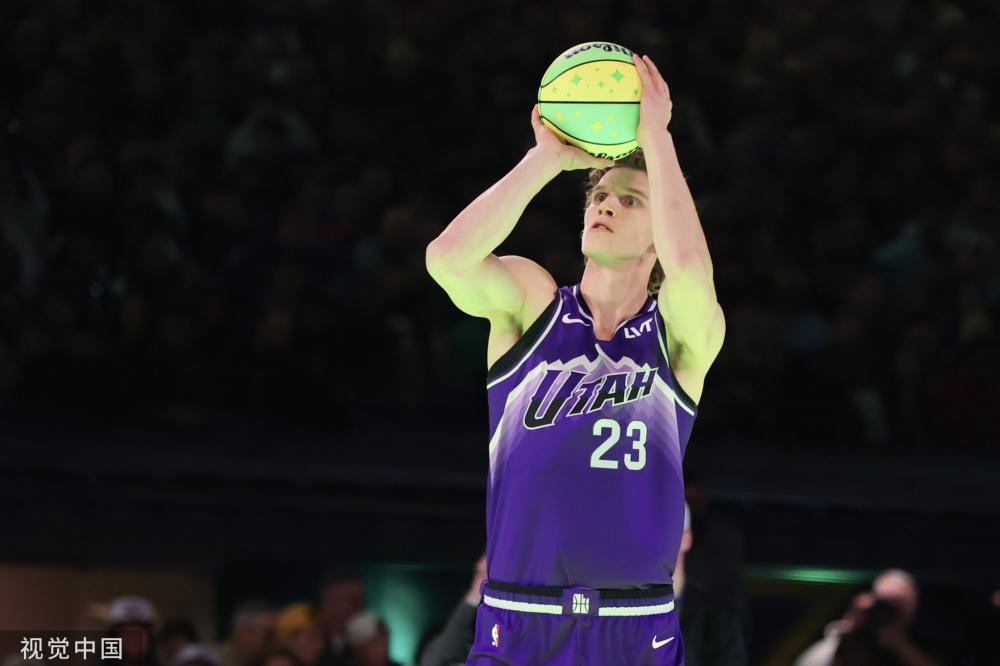 乔治取代克 乔治取代克