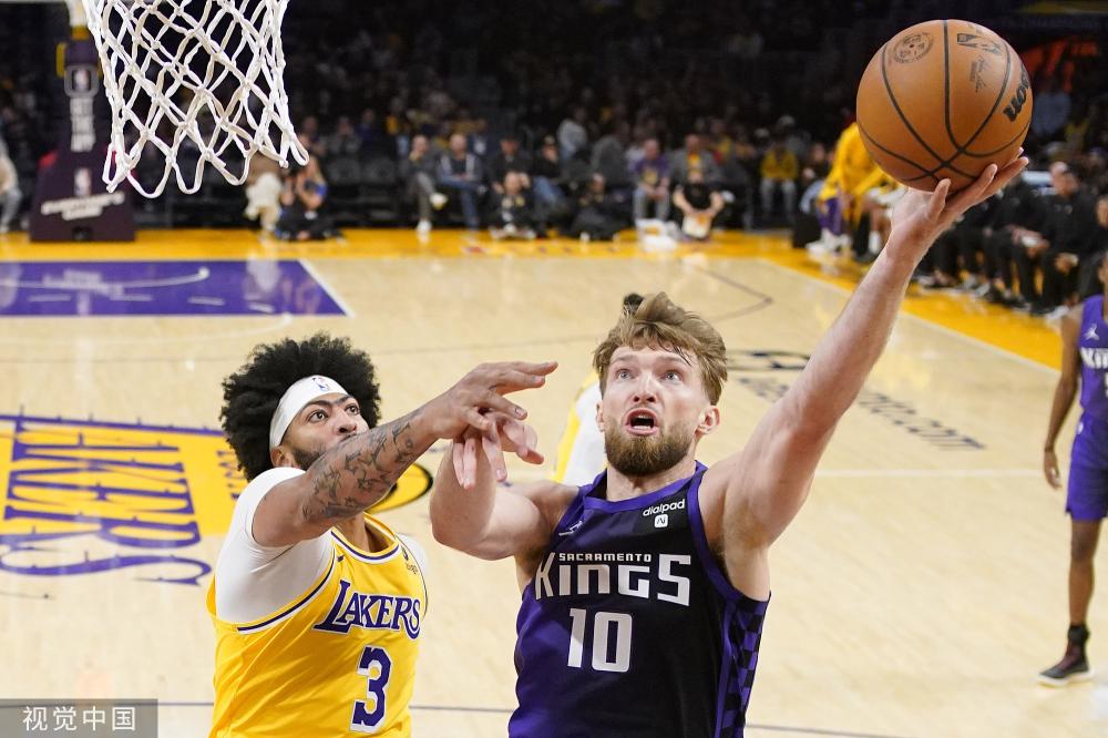 为何同时盯 为何同时盯